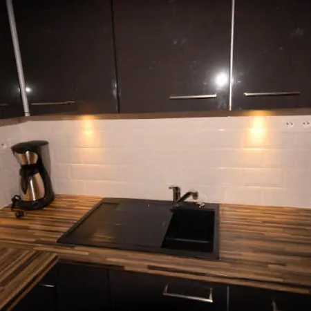 Sanctus - Pour 6 Personnes Mae-9054 Apartment *